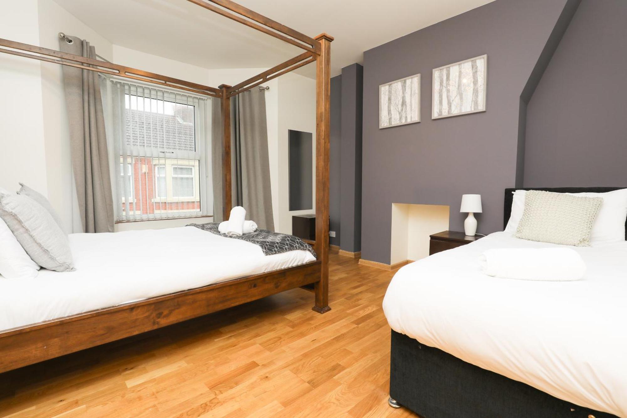 Apartment Anfield Luxe Retreat - Stylish With Parking - Steps From Stadium - Short Drive To Centre *